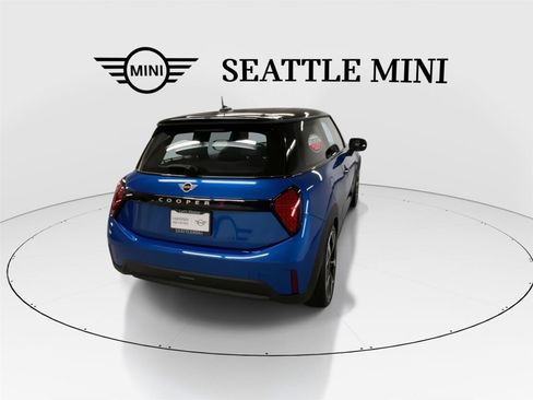 Certified 2025 MINI Cooper S image 10