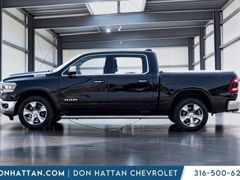 Used 2022 RAM 1500 Laramie AWD/4WD image 3
