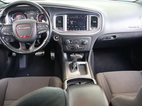 Used 2019 Dodge Charger Scat Pack RWD image 17