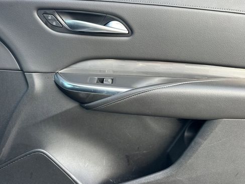 Certified 2024 Cadillac XT4 Premium Luxury image 21