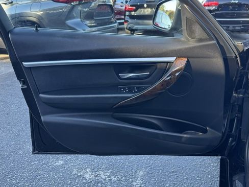 Used 2018 BMW 330i xDrive Sedan image 17