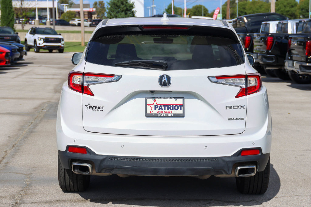 Used 2023 Acura RDX w/ Technology Package AWD/4WD image 4
