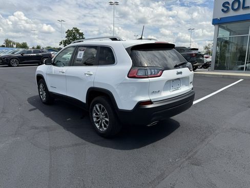 Used 2019 Jeep Cherokee Latitude Plus w/ Comfort/Convenience Group AWD/4WD image 4