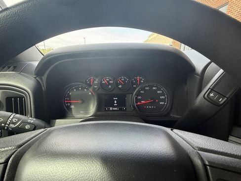 Used 2020 Chevrolet Silverado 1500 Custom Trail Boss w/ Custom Convenience Package image 23