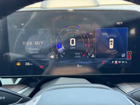 New 2025 Chevrolet Suburban Premier image 18