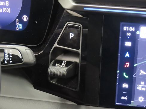 Certified 2025 Porsche Macan Electric RWD image 26