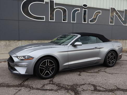 Used 2022 Ford Mustang Premium image 24