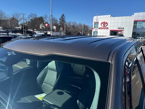 Used 2023 Ford F150 Lariat w/ FX4 Off-Road Package image 47