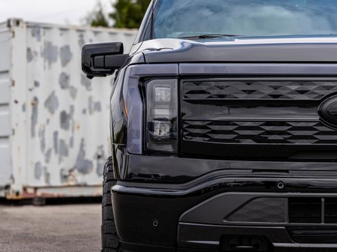 New 2025 Ford F150 Lightning Platinum image 14