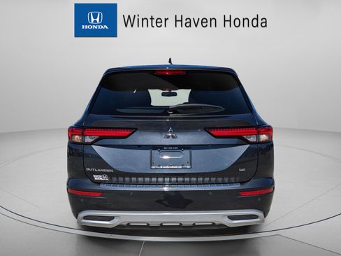 Used 2024 Mitsubishi Outlander SE image 7
