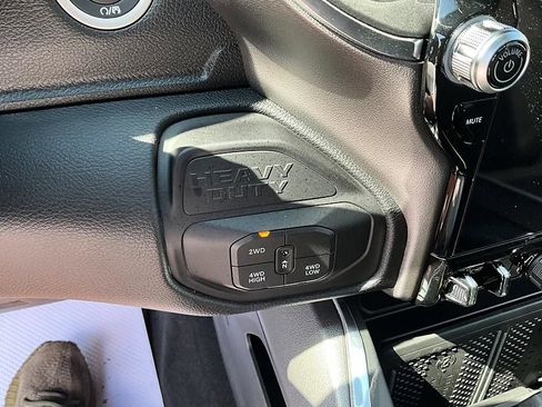 New 2026 RAM 3500 Laramie AWD/4WD image 20