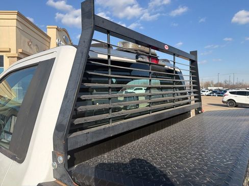 Used 2020 Ford F250 XL image 11