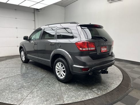 Used 2014 Dodge Journey SXT w/ Flexible Seating Group image 2