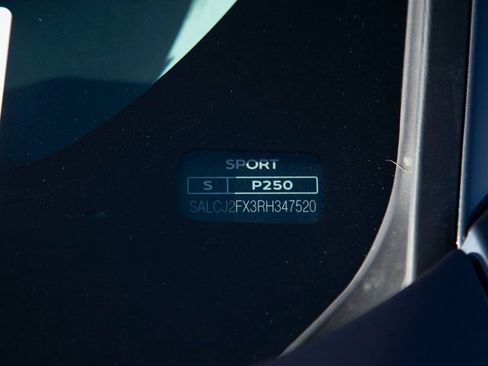 Used 2024 Land Rover Discovery Sport S image 32