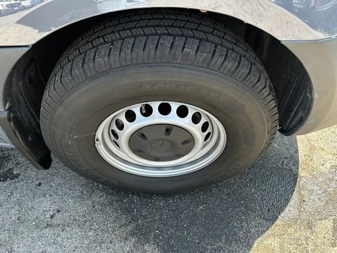 Used 2022 Mercedes-Benz Sprinter 2500 image 31