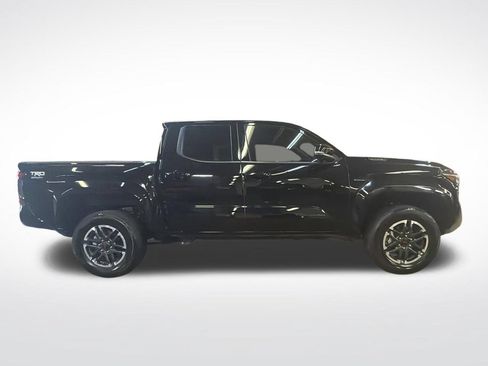 Used 2025 Toyota Tacoma TRD Sport w/ TRD Sport Premium Package AWD/4WD image 7