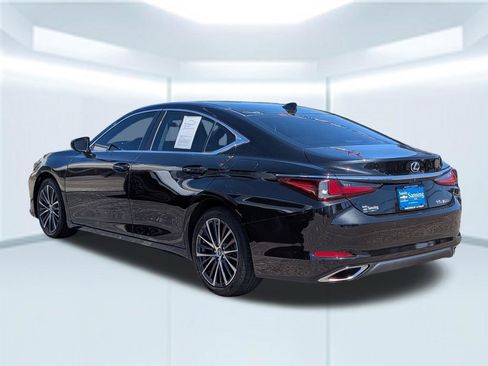 Used 2020 Lexus ES 350 350 w/ Premium Package image 2