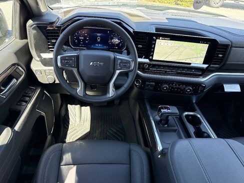New 2026 Chevrolet Silverado 1500 RST w/ Z71 Off-Road Package AWD/4WD image 15