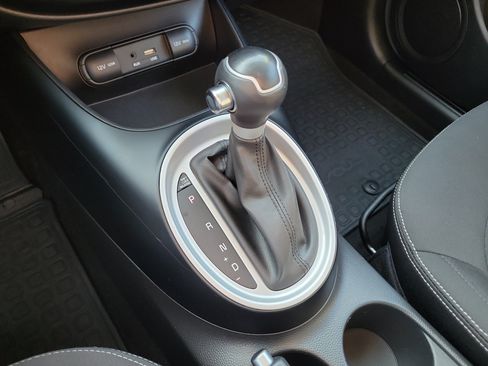 Used 2016 Kia Soul FWD image 32