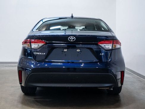 Used 2024 Toyota Corolla LE image 4