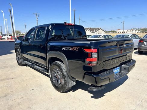 Used 2025 Nissan Frontier PRO-4X image 5
