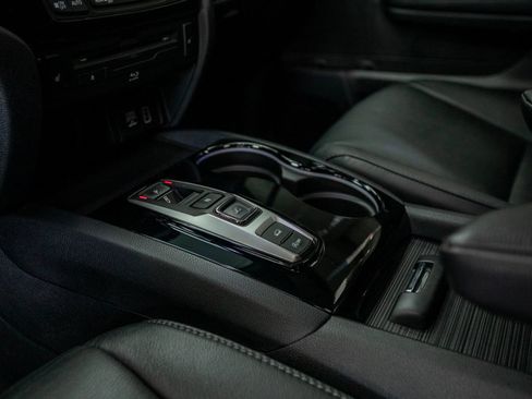 Used 2019 Honda Pilot Touring image 24