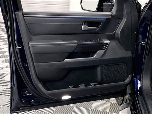 Used 2022 Toyota Tundra Platinum image 17