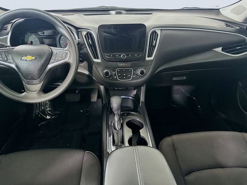 Used 2023 Chevrolet Malibu LT image 17