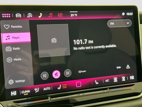 New 2026 Volkswagen Tiguan SE R-Line image 13