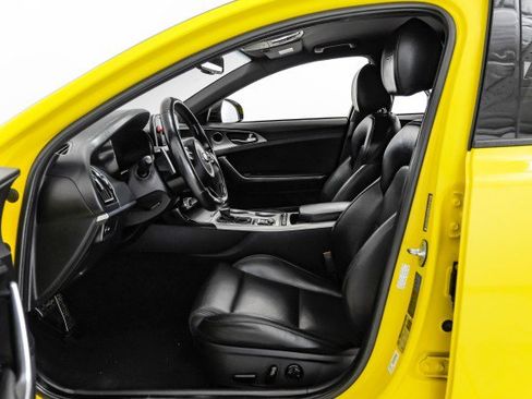 Used 2018 Kia Stinger GT image 32
