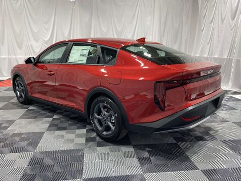 New 2026 Kia K4 LXS image 2