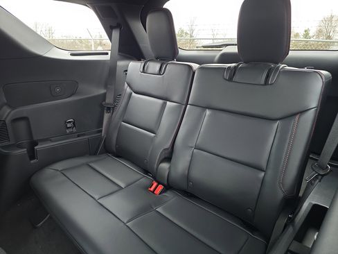 New 2026 Ford Explorer ST image 28