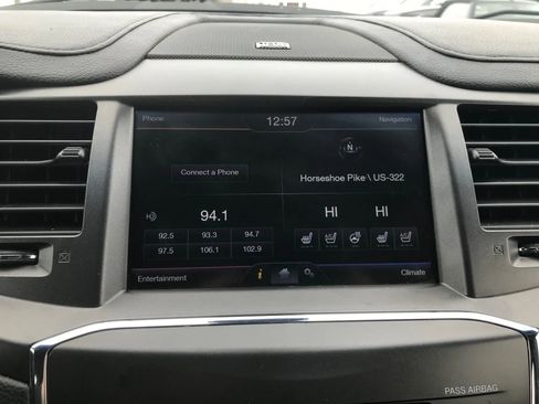 Used 2014 Lincoln MKS Sedan 4D w/ Equipment Group 101A image 23