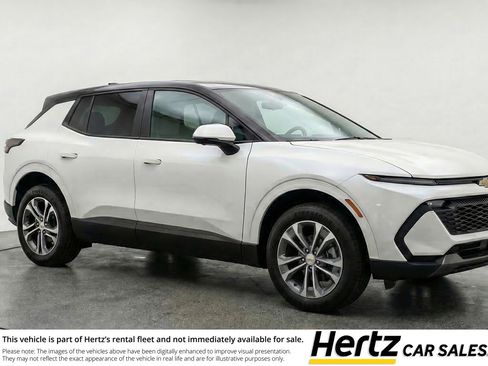 Used 2025 Chevrolet Equinox LT image 1