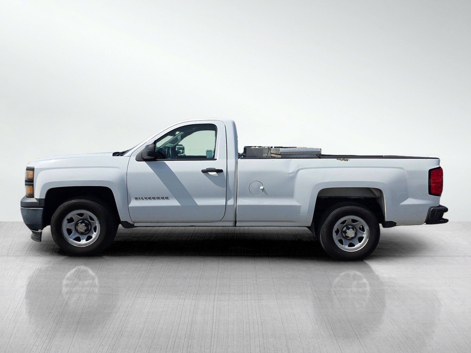 Used 2015 Chevrolet Silverado 1500 W/T RWD image 4