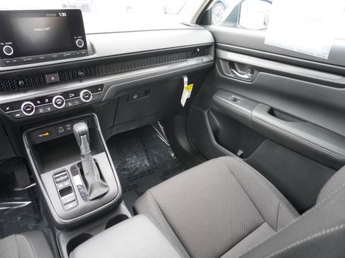 Used 2025 Honda CR-V EX image 16