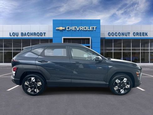 Used 2025 Hyundai Kona SEL FWD image 9