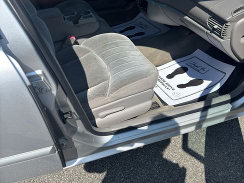 Used 2003 Buick Century Custom w/ Preferred Equipment Group 1SB FWD image 12