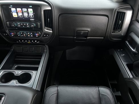 Used 2018 Chevrolet Silverado 3500 LTZ image 35