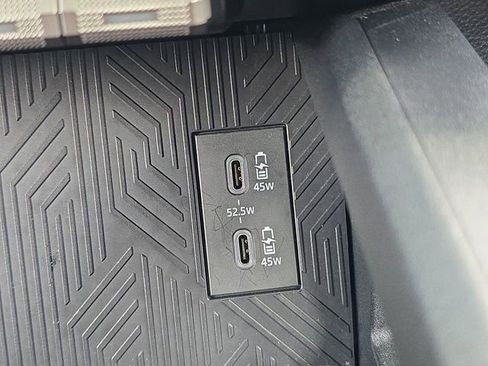 Certified 2025 Toyota 4Runner SR5 AWD/4WD image 21