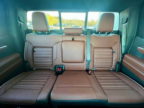 New 2026 GMC Sierra 1500 Denali Ultimate image 12