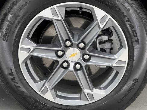 Used 2025 Chevrolet Blazer LT image 64