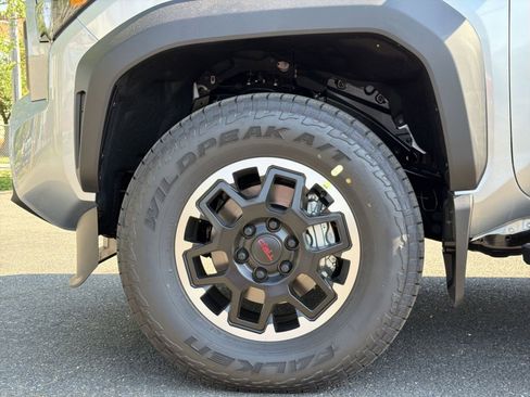 New 2026 Toyota Tacoma TRD Off-Road AWD/4WD image 7