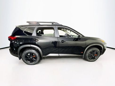 New 2026 Nissan Rogue SV w/ Rock Creek Premium Package image 4