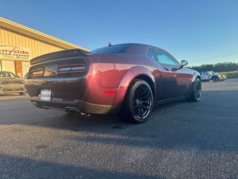 Used 2022 Dodge Challenger R/T Scat Pack RWD image 10