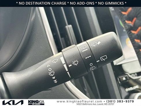 Used 2023 Subaru Crosstrek 2.0i Premium image 12