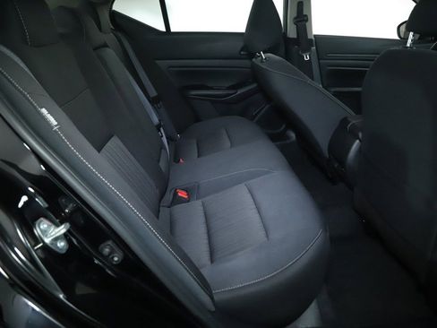 Used 2025 Nissan Altima 2.5 SV FWD image 31