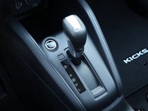 New 2025 Nissan Kicks Play S image 13