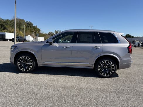 New 2026 Volvo XC90 B6 Plus w/ Protection Package Premier image 6