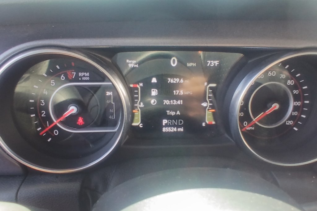 Used 2021 Jeep Gladiator Mojave w/ Trailer Tow Package AWD/4WD image 16